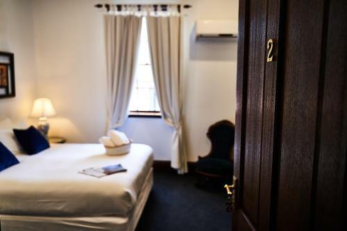 Hostal The Bronte Guesthouse