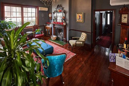 Hostal The Bronte Guesthouse