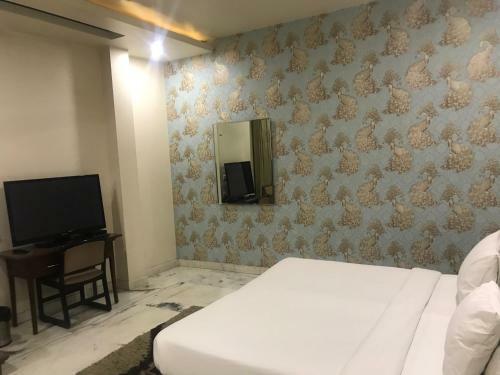 Hotel Leela Grande