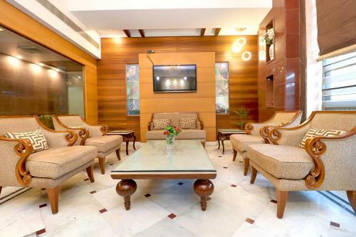 Hotel Leela Grande