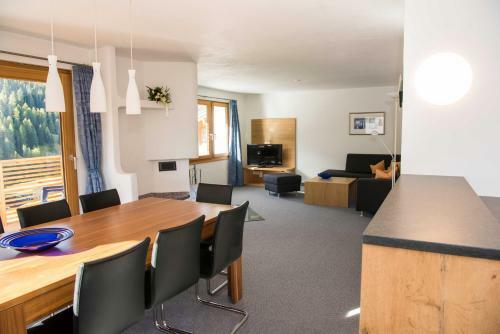 Apartamentos Chasa Sot-chaunt