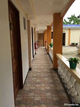 Gemini Hotel And Restaurant