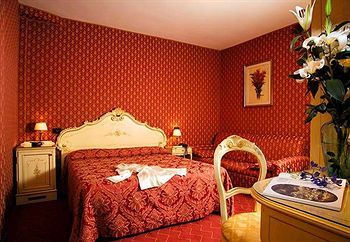 Hotel Mignon