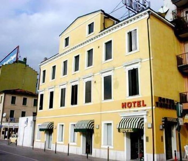 Hotel Trieste