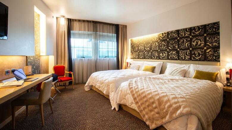 Hotel Antony Palace