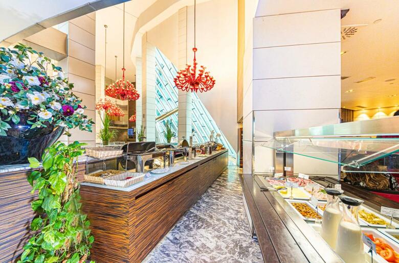 Hotel Antony Palace