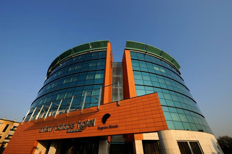 Hotel Antony Palace