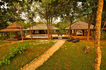 Koh Jum Beach Villas