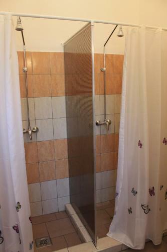 Hostal Peregi Vend�gh�z