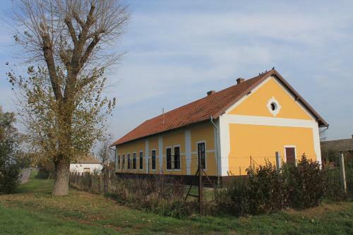 Hostal Peregi Vend�gh�z