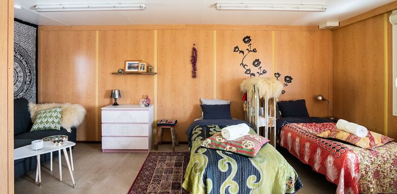 Farm Hostel Ytra L�n