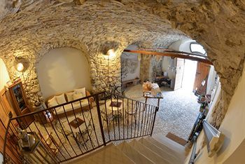 Pietra Rara Room & Breakfast & Bike