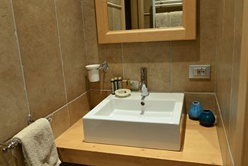 Pietra Rara Room & Breakfast & Bike
