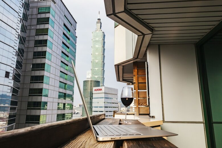 Pacific Business Hotel