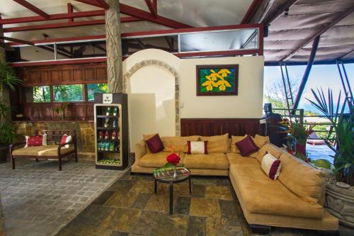 Hotel Issimo Suites