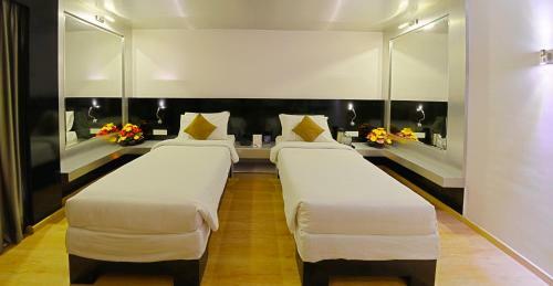 Hotel Gokulam Park