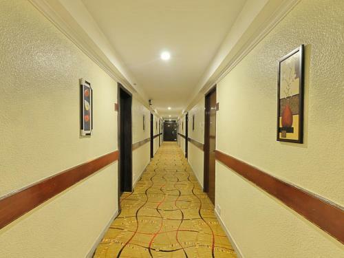 Hotel Gokulam Park