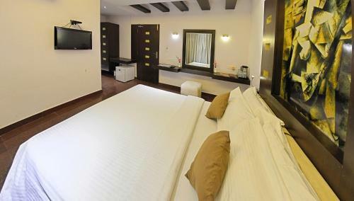 Hotel Gokulam Park