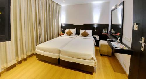 Hotel Gokulam Park