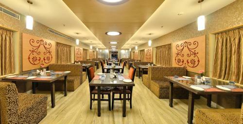 Hotel Gokulam Park