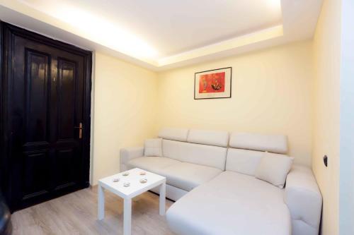Puzzle Hostel