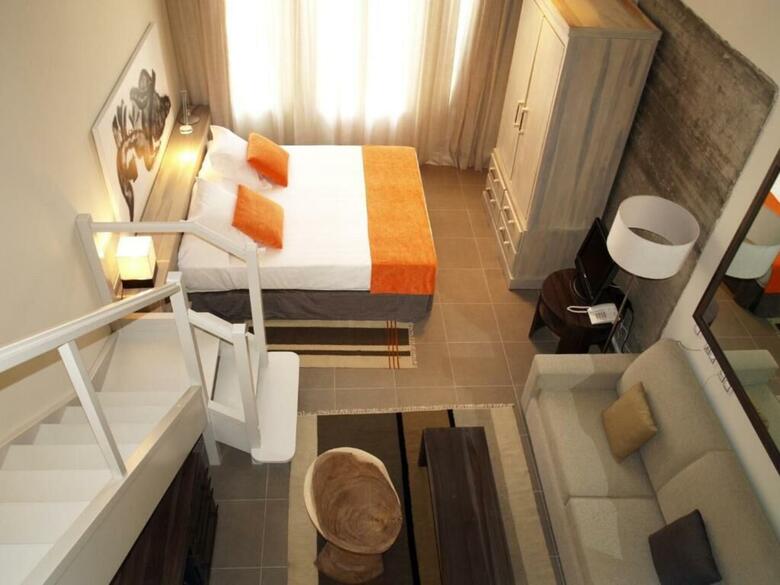 Hotel Eco Alcala Suites