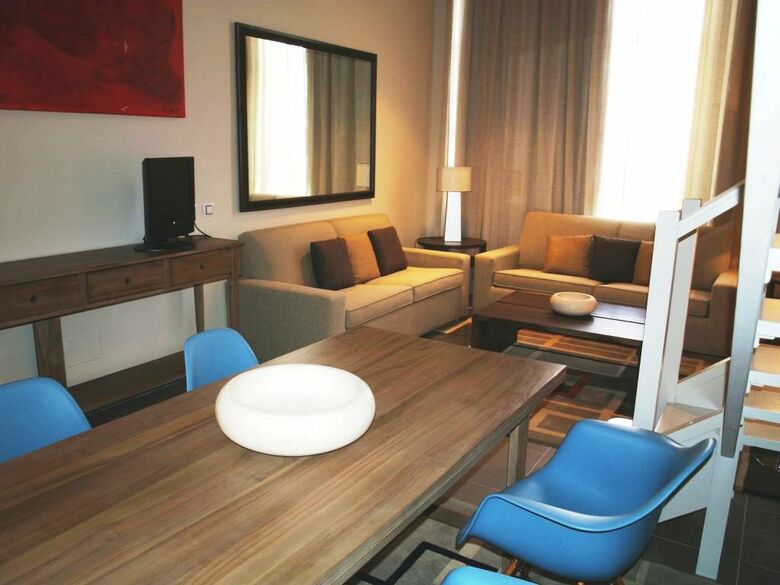 Hotel Eco Alcala Suites