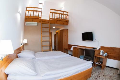 Hotel Slune?n� Dv?r