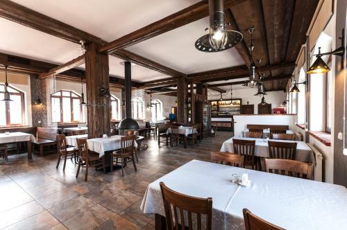 Hotel Slune?n� Dv?r
