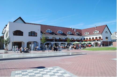 Hotel Slune?n� Dv?r