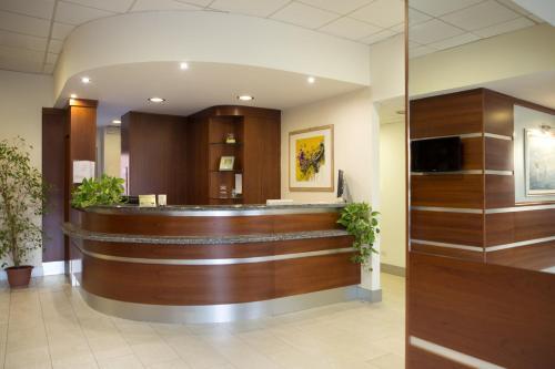 Hotel Re