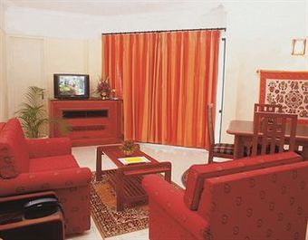 Aparthotel Riviera Suites