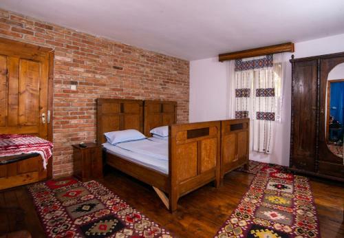 Hostal Surasul Muntelui