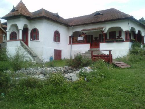 Hostal Surasul Muntelui