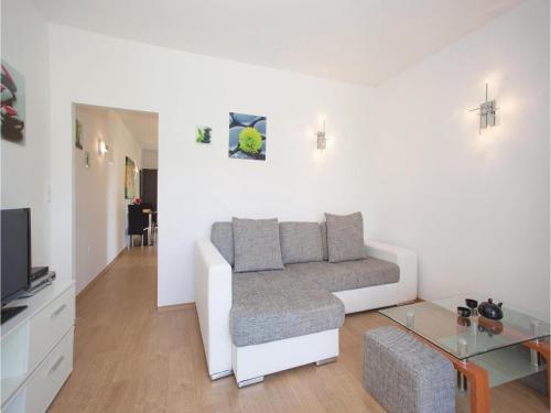 Apartment Malinska 27