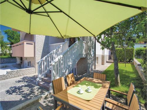 Apartment Malinska 27