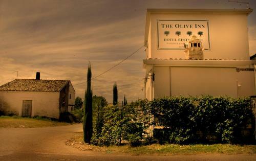 Hotel The Olive Inn