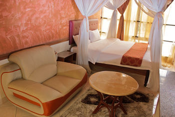 Pearl Palace Hotel