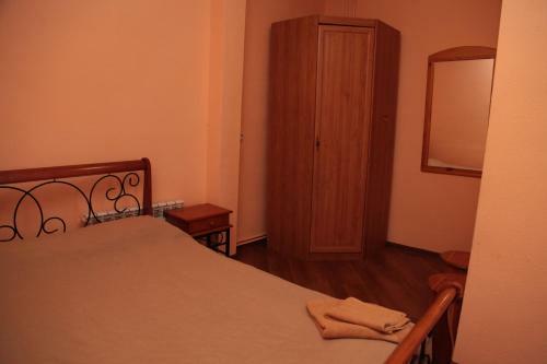 Hostal Kastana Hotel