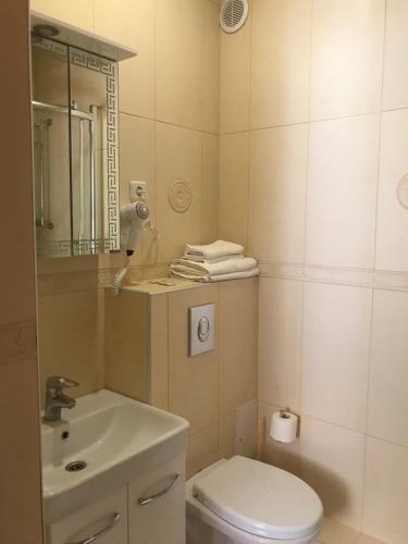 Hostal Kastana Hotel