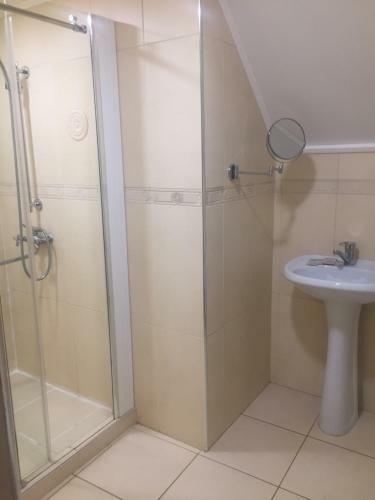 Hostal Kastana Hotel