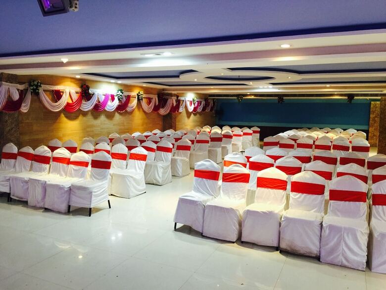 Hotel The Vinayak