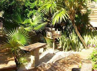 Hotel Oceanfrontier Hideaway