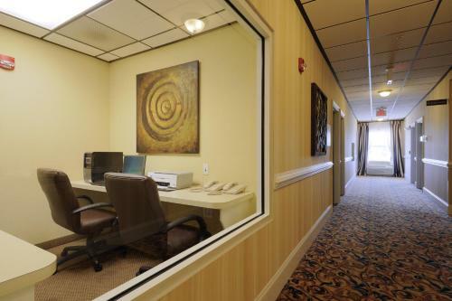 Posada Country Inn & Suites Orangeburg
