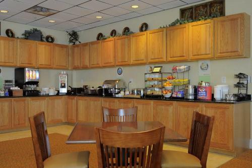 Posada Country Inn & Suites Orangeburg