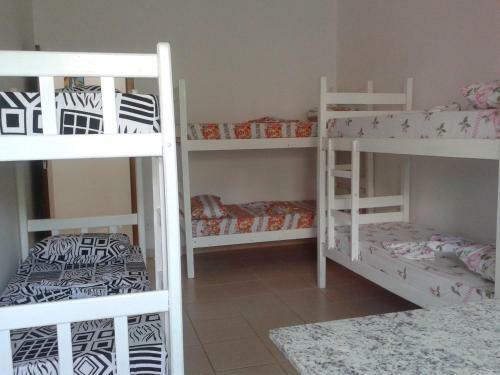 Hostal Suites Cai�ara