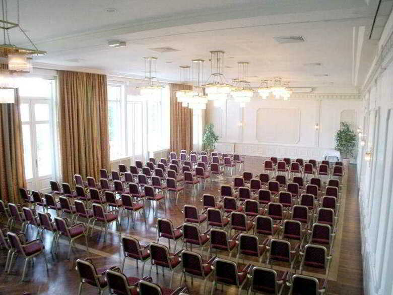 Hotel Schloss Wilhelminenberg