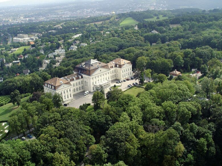 Hotel Schloss Wilhelminenberg