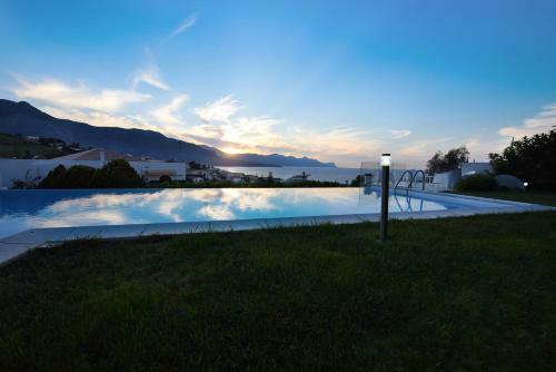 Villa Piscina Sul Mare