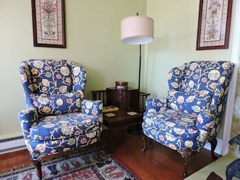 Saratoga Farmstead B&B